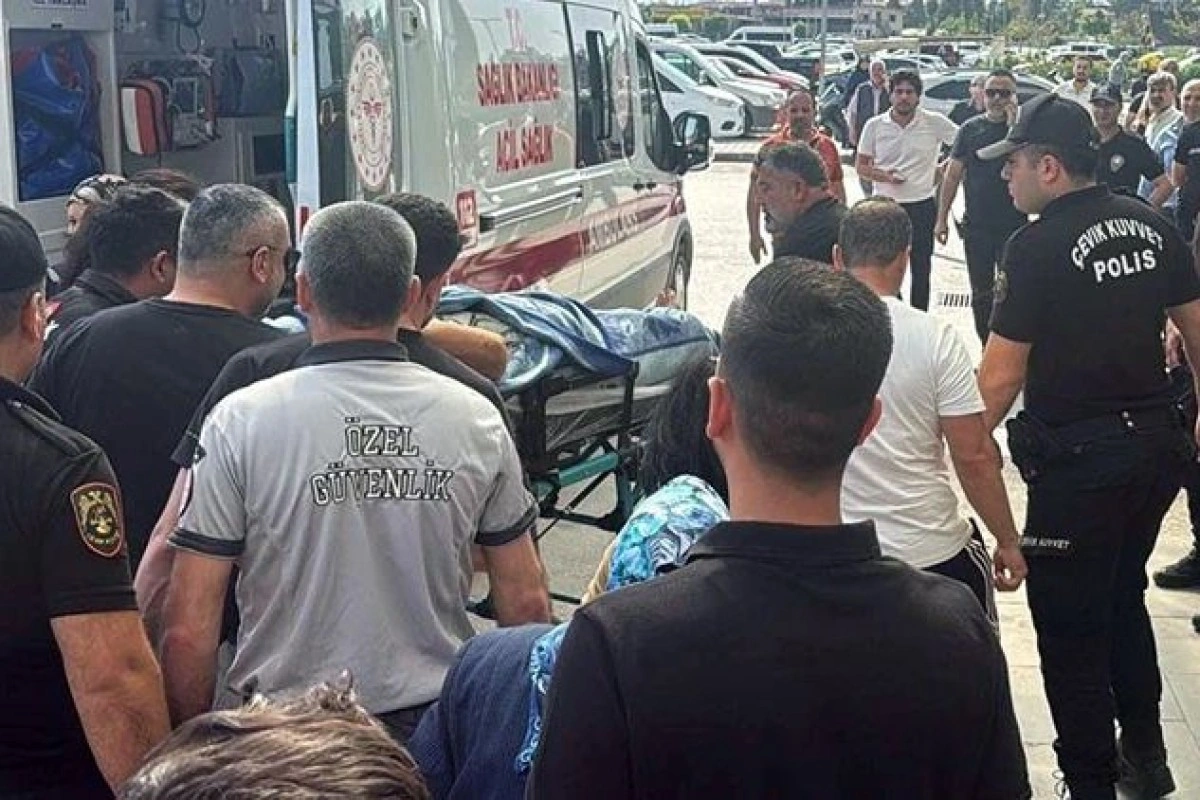 Türkiyədə restorana silahlı hücumda 4 nəfər ölüb, 8 yaralı var