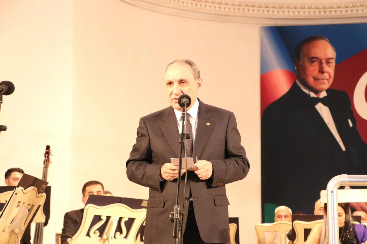 Prokurorluq əməkdaşları Ümumilli lider Heydər Əliyevin 100 illiyinə həsr olunmuş tədbirdə iştirak edib
