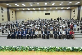 Elm və təhsil naziri SABAH proqramının tələbələri ilə görüşüb