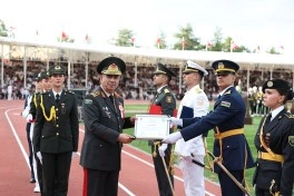 Zakir Həsənov Türkiyədə hərbi məktəblərin buraxılış mərasimlərində iştirak edib