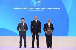 İkinci Azərbaycan Beynəlxalq İnvestisiya Forumu çərçivəsində imzalanmış sənədlər mübadilə edilib