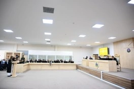 Arayik Harutyunyan və digərlərinin şikayətləri üzrə apellyasiya məhkəməsində hakimlər kollegiyası müşavirəyə gedib