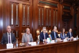 Azərbaycan və Gürcüstanın ali məhkəmələri arasında memorandum imzalanıb