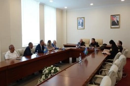FHN yanında İctimai şuranın üzvləri Nazirliyin strukturunda görüş keçiriblər