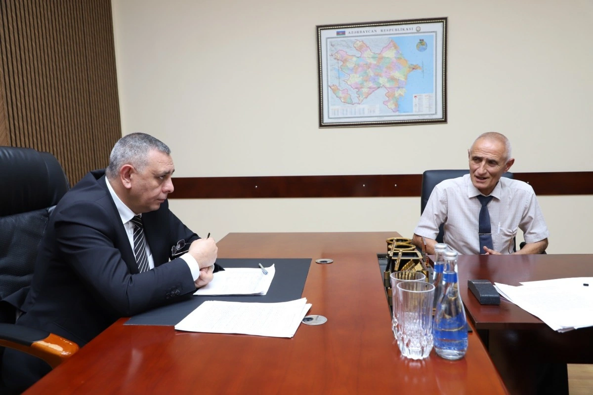 Mürsəl İbrahimov Goranboyda vətəndaşları qəbul edib