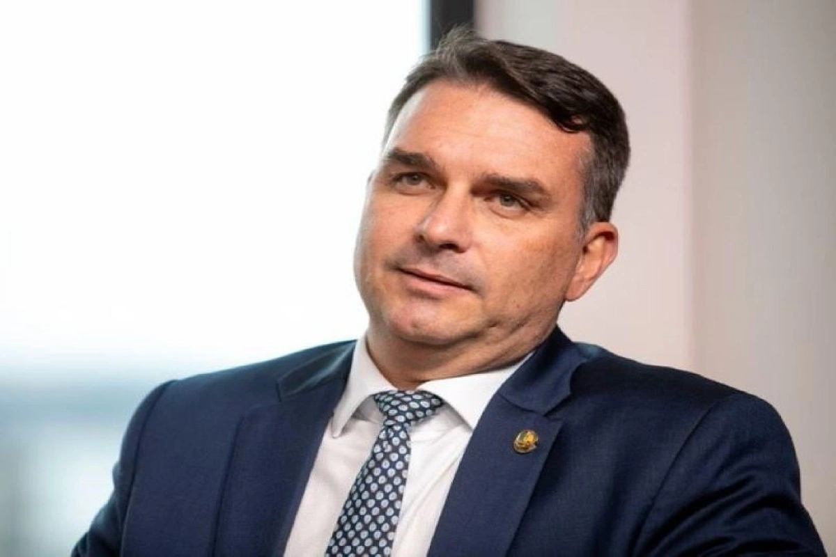 Bolsonaro özünü Braziliyanın seçilmiş prezidenti elan edib.