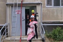 Ceyranbatan qəsəbəsində yaşayış binasında yanğın söndürülüb - YENİLƏNİB - VİDEO - FOTO