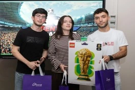 Süni intellektlə idarə olunan 32 komanda virtual futbol meydanında mübarizə aparıb