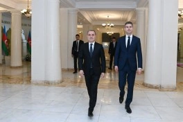 Ceyhun Bayramovun Niderland xarici işlər naziri ilə geniştərkibli görüşü keçirilib - YENİLƏNİB-1