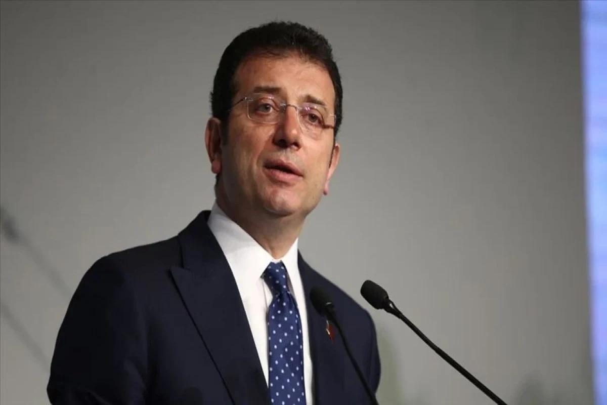 Əkrəm İmamoğlu CHP-dən istefa verib