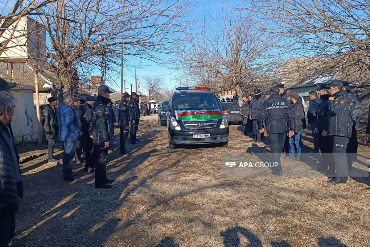 Şəhid hərbi qulluqçumuzla Tovuz rayonu, Qaraxanlı kəndində vida mərasimi keçirilir - YENİLƏNİB-2