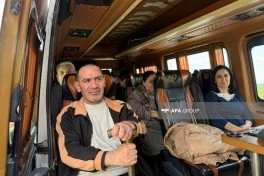 Növbəti köç karvanı Xocavənd kəndinə çatıb, açarlar təqdim edilib - YENİLƏNİB-1 - FOTO
