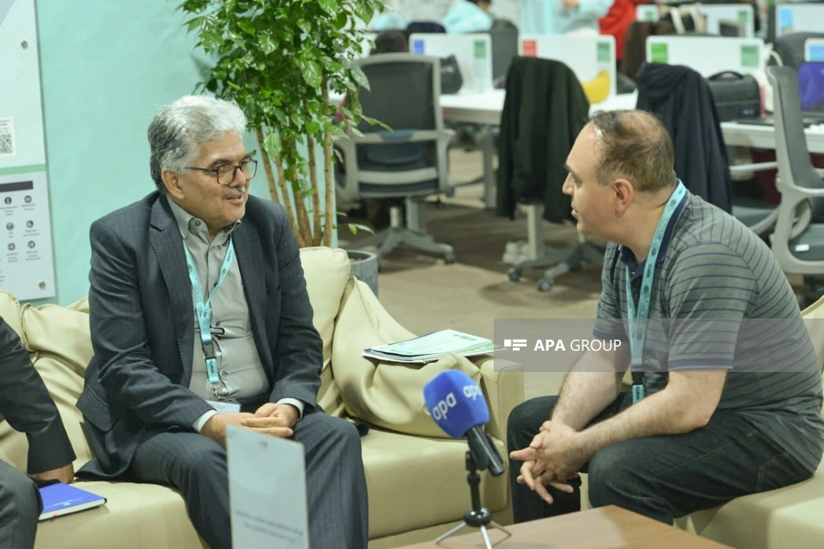 İranlı nazir müavini: Hökumət yenidənqurma planı hazırlamağa başlayacaq, Azərbaycanın da təcrübəsini öyrənəcəyik  - FOTO