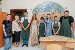 Leyla Əliyeva və Arzu Əliyeva 11 nömrəli inteqrasiya təlimli internat tipli ümumtəhsil məktəbində olublar