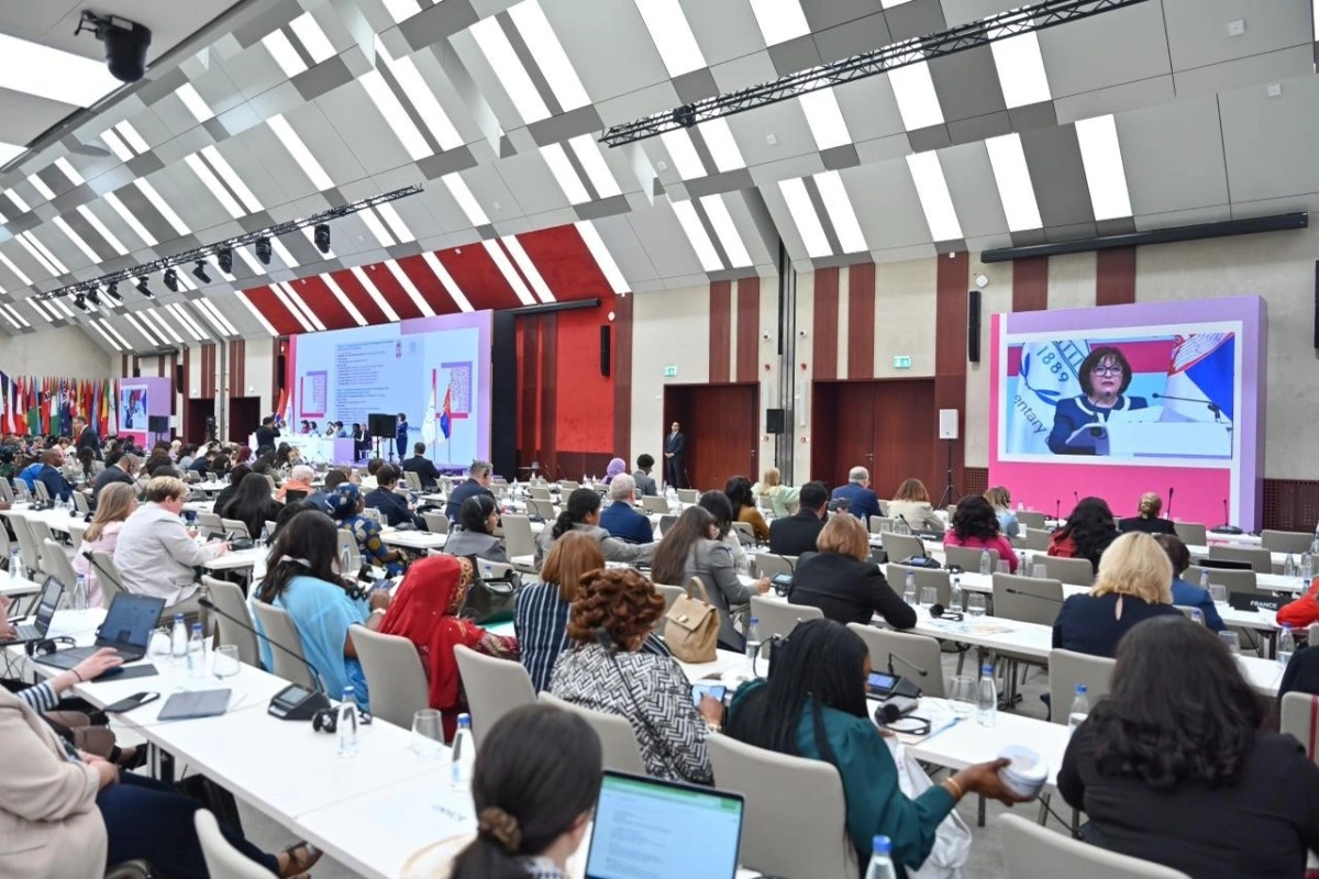 Milli Məclisin sədri Belqradda Qadın Parlamentarilərin Qlobal Konfransında çıxış edib