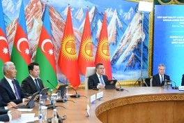 Çolpon-Ata şəhərində prezidentlərin iştirakı ilə Azərbaycan və Qırğızıstan Dövlətlərarası Şurasının 3-cü iclası keçirilib - YENİLƏNİB-1 - FOTO