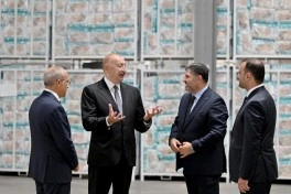 Prezident Qaradağda kağız və gigiyenik məhsulların istehsalı müəssisəsinin açılışında iştirak edib