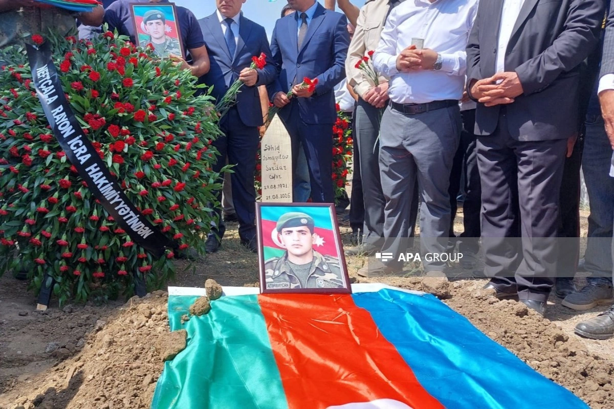 Birinci Qarabağ müharibəsinin itkin-şəhidi Sərdar İsmayılovun qalıqları Neftçalada dəfn olunub - FOTO