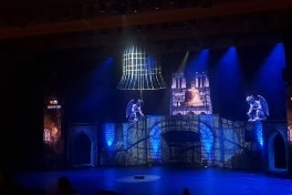 ƏSA Teatrının hazırladığı “Paris Notr-Dam” tamaşası nümayiş edilib - FOTO