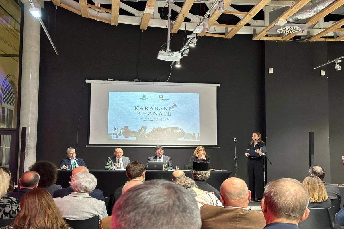 Polşada Qarabağ xanlığı haqqında kitab təqdim edilib