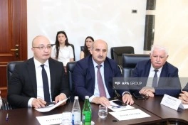 “Dövlətin rəqəmsal inkişaf siyasəti və QHT-lərin bu prosesə dəstəyi” mövzusunda ictimai müzakirə keçirilib - FOTO