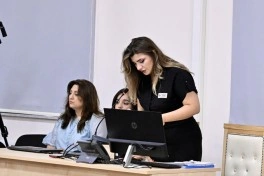 Arayik Harutyunyan və digərlərinin şikayətləri üzrə apellyasiya məhkəməsi çıxışlarla davam etdirilib - FOTO
