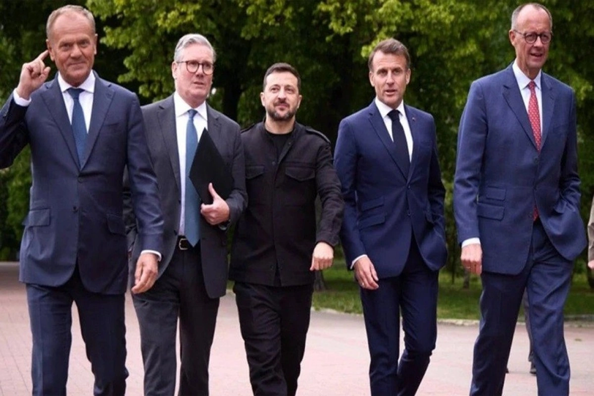 25 ölkənin lideri Parisdə Ukraynaya dəstəyi müzakirə edəcək