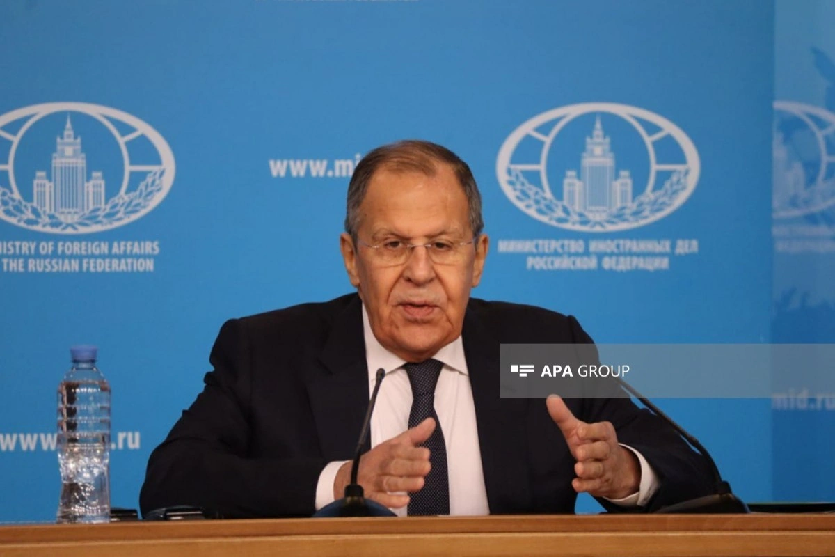 Lavrov Ukrayna böhranının diplomatik həllindən danışıb: Top Rusiyada deyil