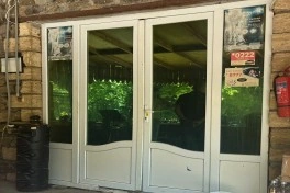 Şəmkirdə kütləvi zəhərlənmə ilə bağlı restoranın fəaliyyəti dayandırılıb, araşdırma gedir- YENİLƏNİB - FOTO