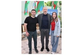 Prezident İlham Əliyev Şuşanın Böyük Qaladərəsi kəndində görülən işlərlə tanış olub, sakinlərlə görüşüb - FOTO