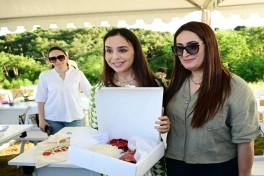 Leyla Əliyeva və Alona Əliyeva Xeyirxahlıq Festivalında iştirak ediblər