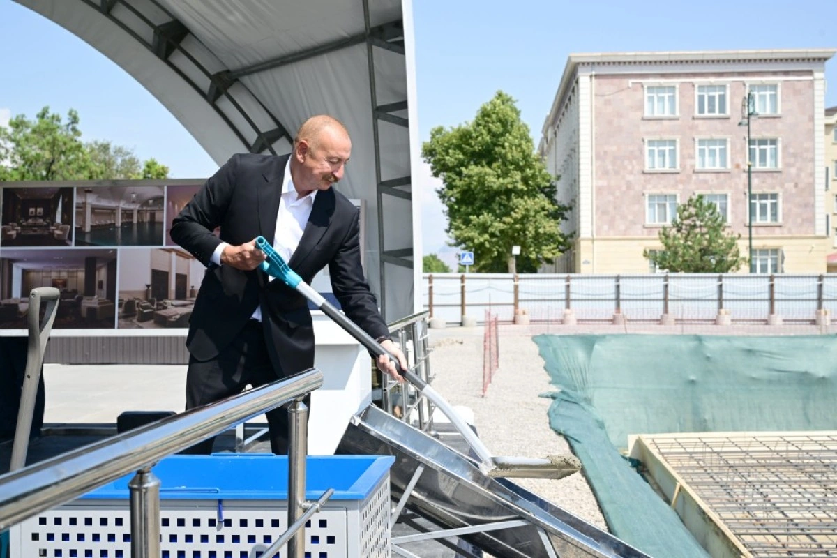 “Naxçıvan” Mehmanxana Kompleksinin təməli qoyulub - FOTO