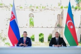 Azərbaycan və Slovakiya prezidentləri Şuşada mətbuata bəyanatlarla çıxış ediblər - FOTO - VİDEO - YENİLƏNİB-1