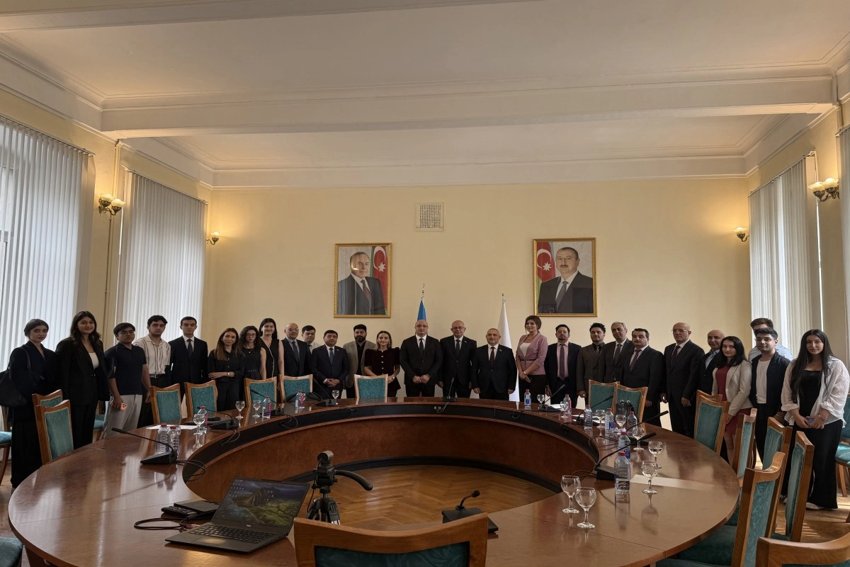 Azərbaycanın “orta güc” statusu və Mərkəzi Asiyada yeni geosiyasi imkanlar müzakirə edilib - FOTO