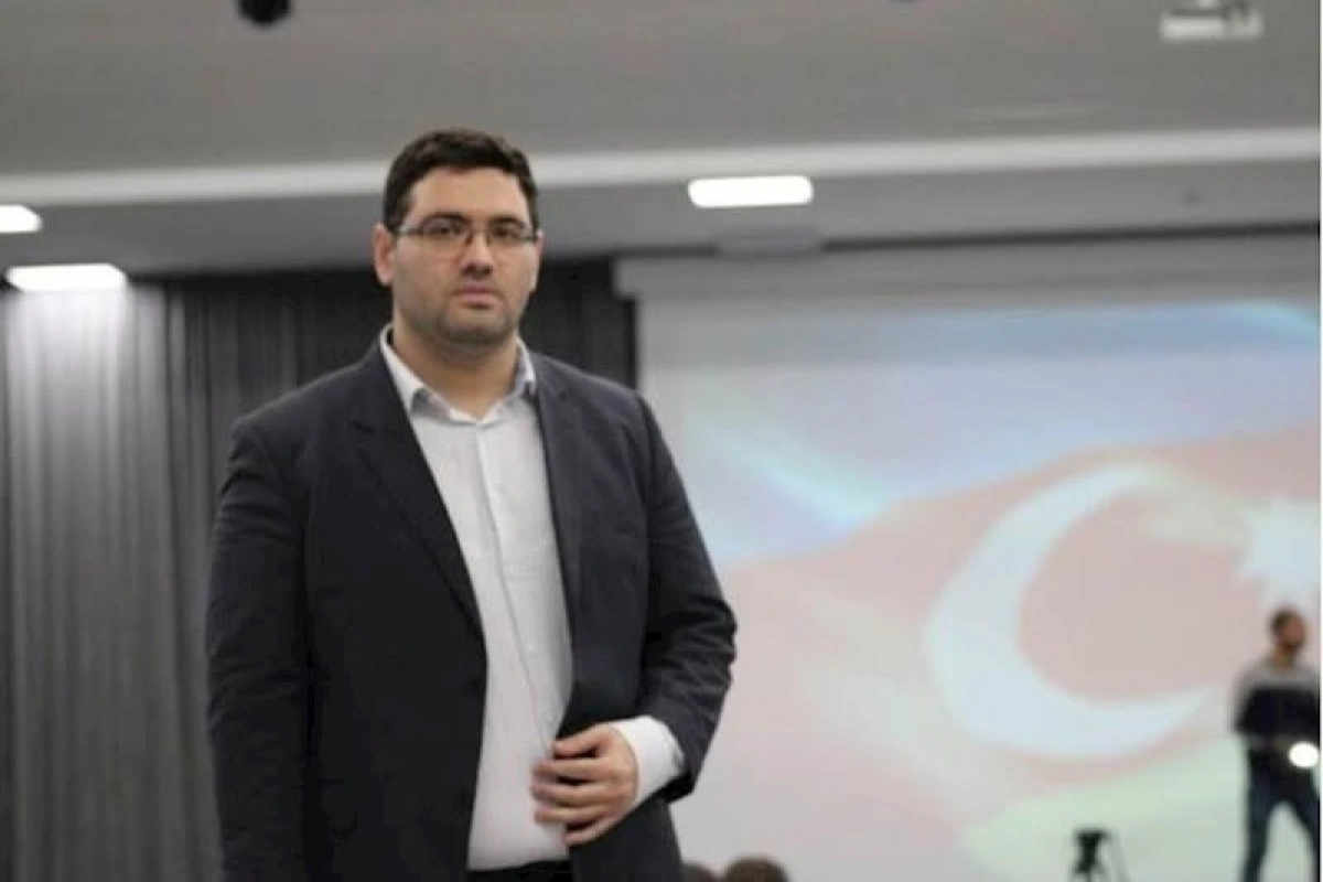 Ekspert: Bu gün təhsil sistemi inkişaf etmiş ölkələrdə vahid məktəbli geyimindən istifadə olunur