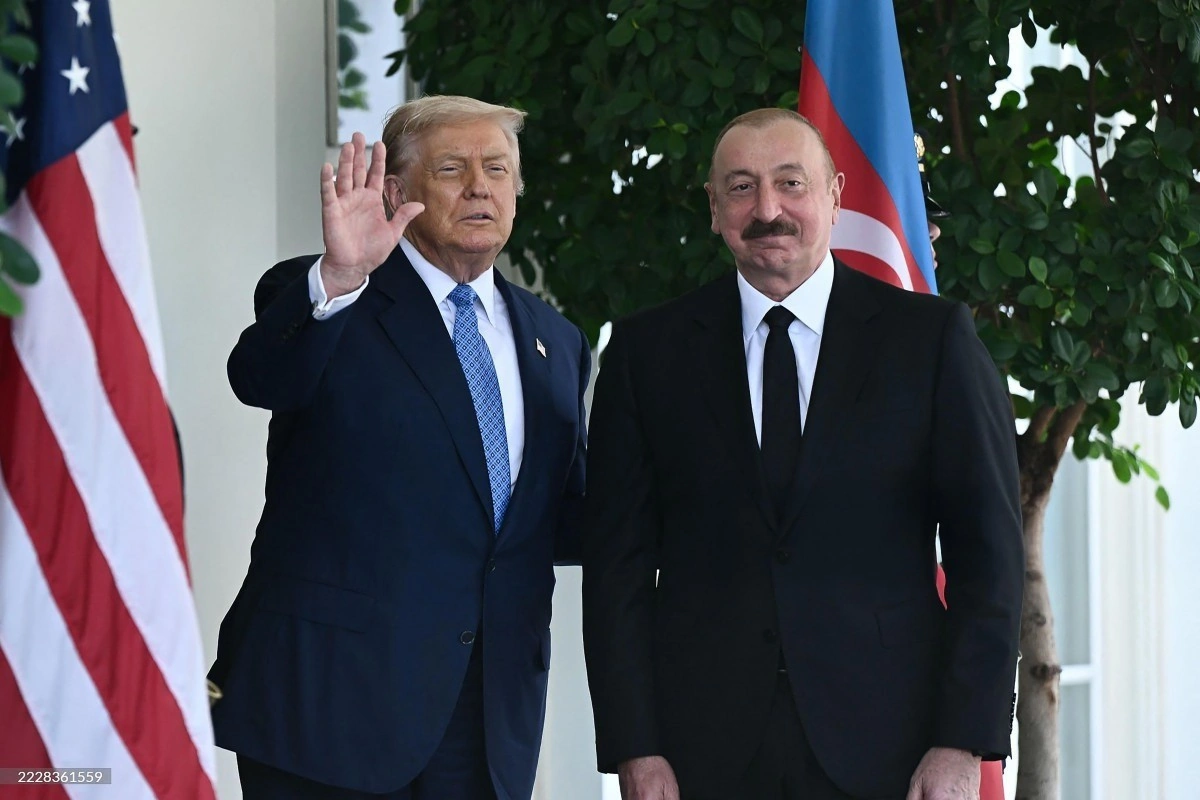 Donald Tramp sülh prosesində Prezident İlham Əliyevin rolunu yüksək qiymətləndirib