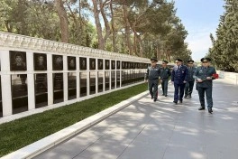 Qazaxıstan generalının rəhbərlik etdiyi nümayəndə heyəti Azərbaycana gəlib