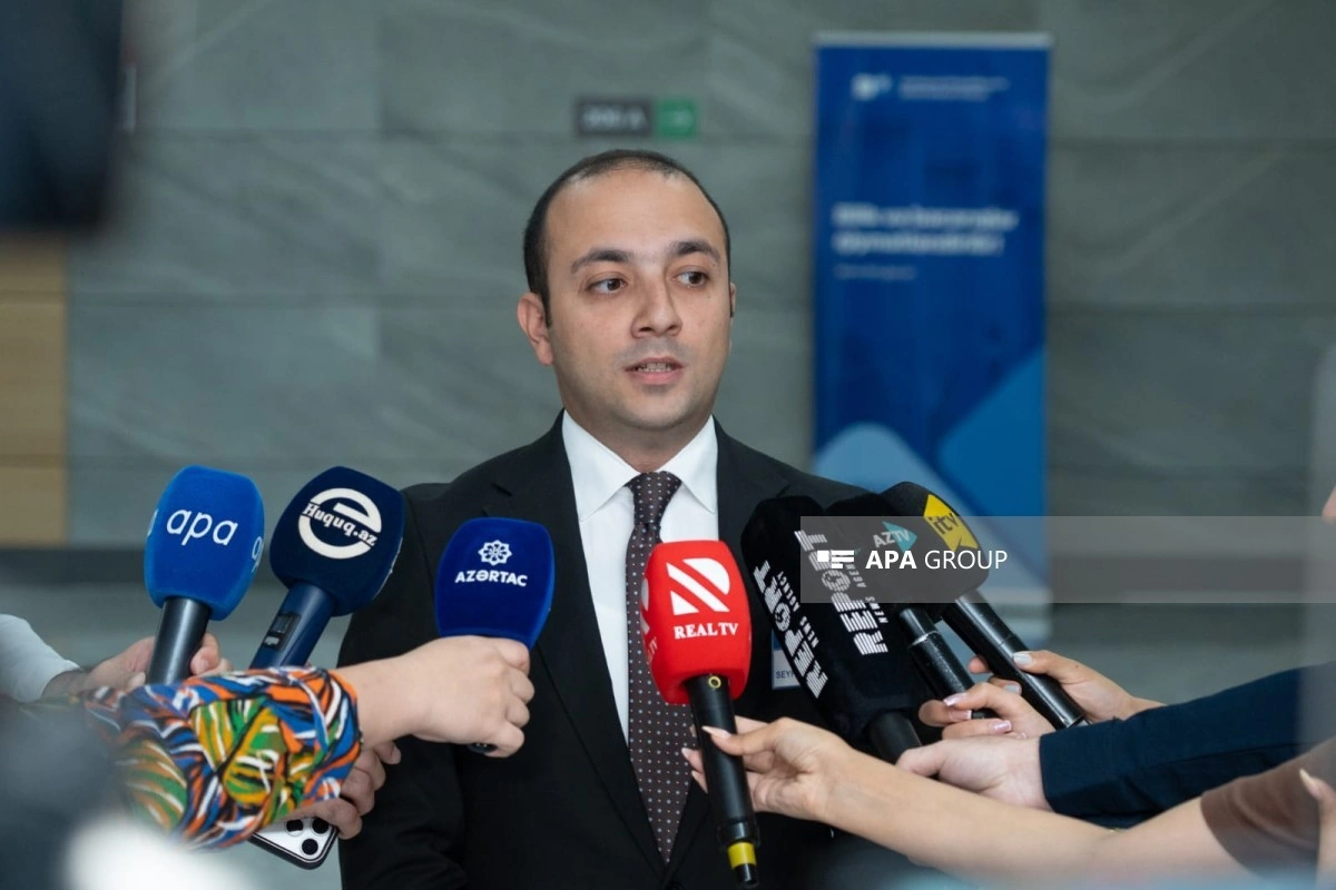 Dövlət icra məmuru vəzifəsinə qəbulla bağlı test imtahanı keçirilir - FOTOLENT - YENİLƏNİB