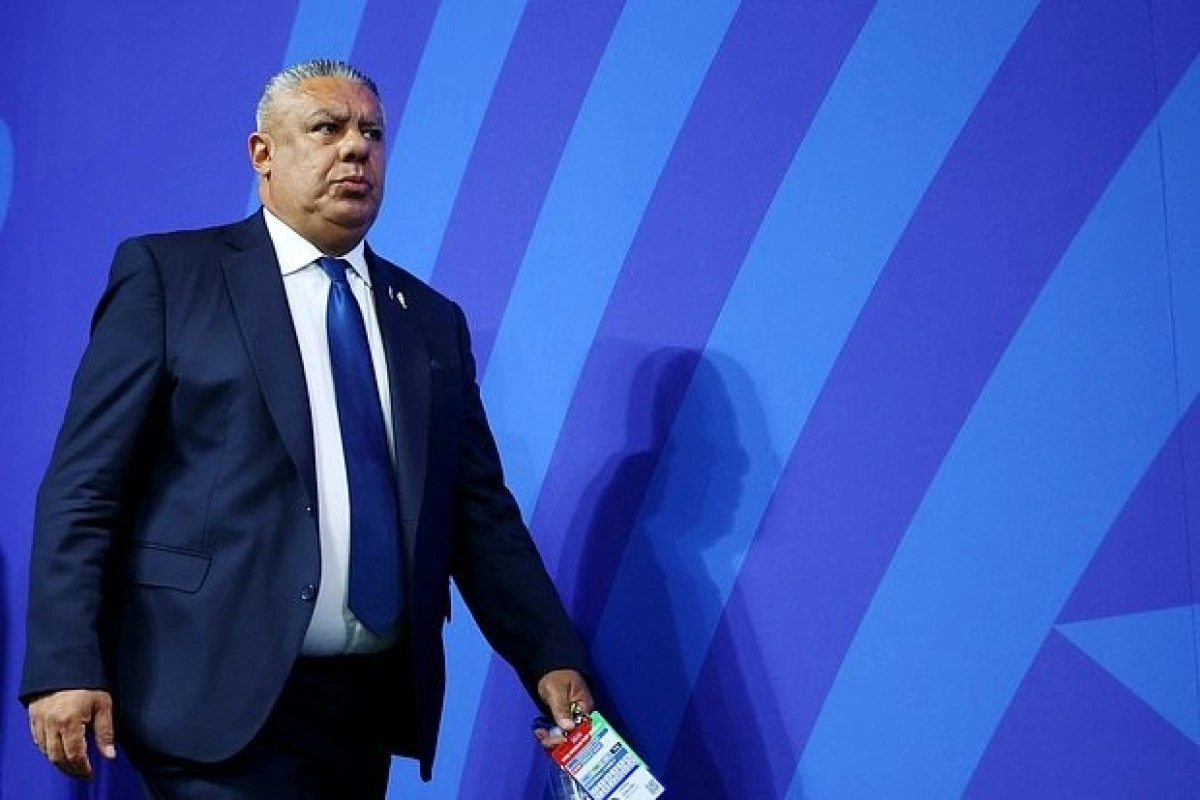FTB Argentina Futbol Assosiasiyasının prezidentini Nyu-York aeroportunda saxlayıb