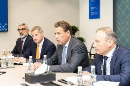 AZCON Holding-in icraçı direktoru Niderland şirkətinin səhmdarı ilə görüşüb
