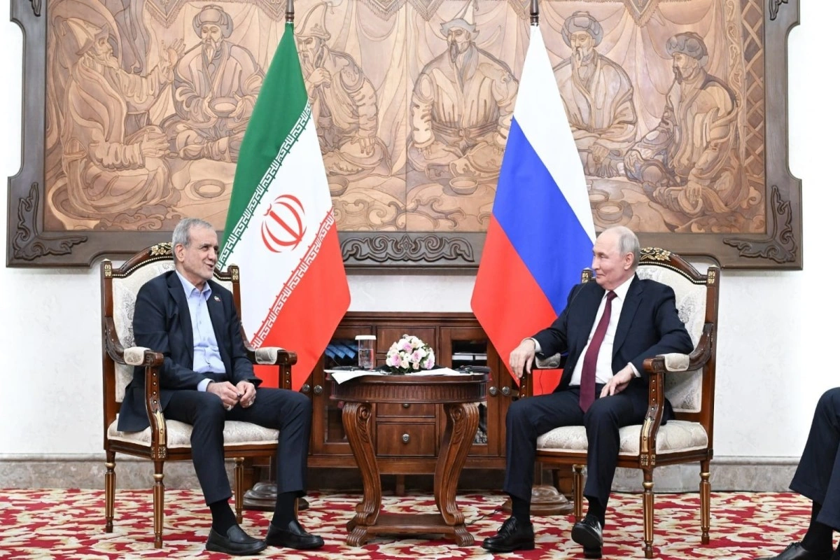 Putin və Pezeşkian danışıqlar aparıb