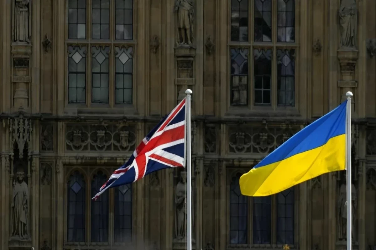 Böyük Britaniya süni intellekt təlimi üçün Ukraynanın döyüş meydanlarından əldə olunan məlumatlara çıxış əldə edəcək
