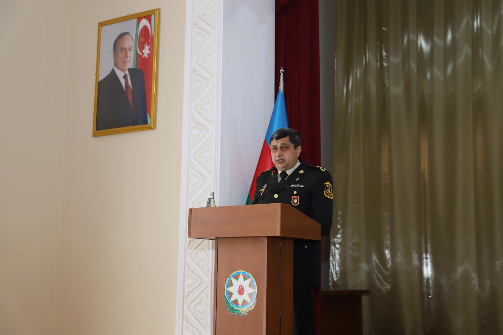 Zelenski: Ukraynanın silah alması üçün 15 milyard dollara ehtiyacı var