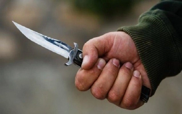 Lənkəranda yeniyetmə bibisi qızını bıçaqladı