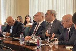 Azərbaycanın “orta güc” statusu və Mərkəzi Asiyada yeni geosiyasi imkanlar müzakirə edilib - FOTO