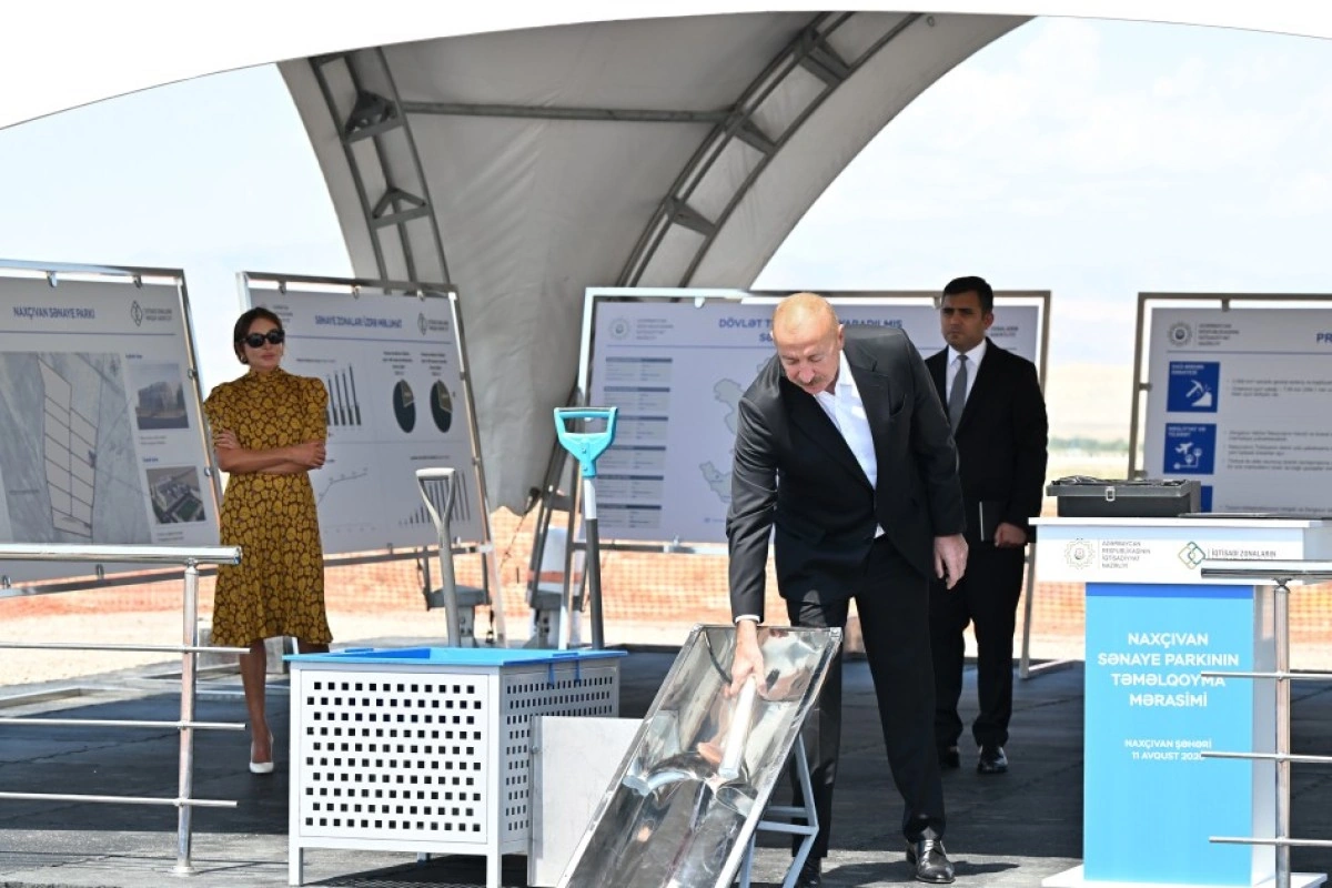 Prezident İlham Əliyev Naxçıvan Sənaye Parkının təməlini qoyub  - FOTO - VİDEO - YENİLƏNİB