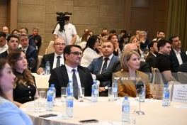 Ümumdünya Qan Donoru Gününə həsr olunmuş tədbir keçirilib - FOTO