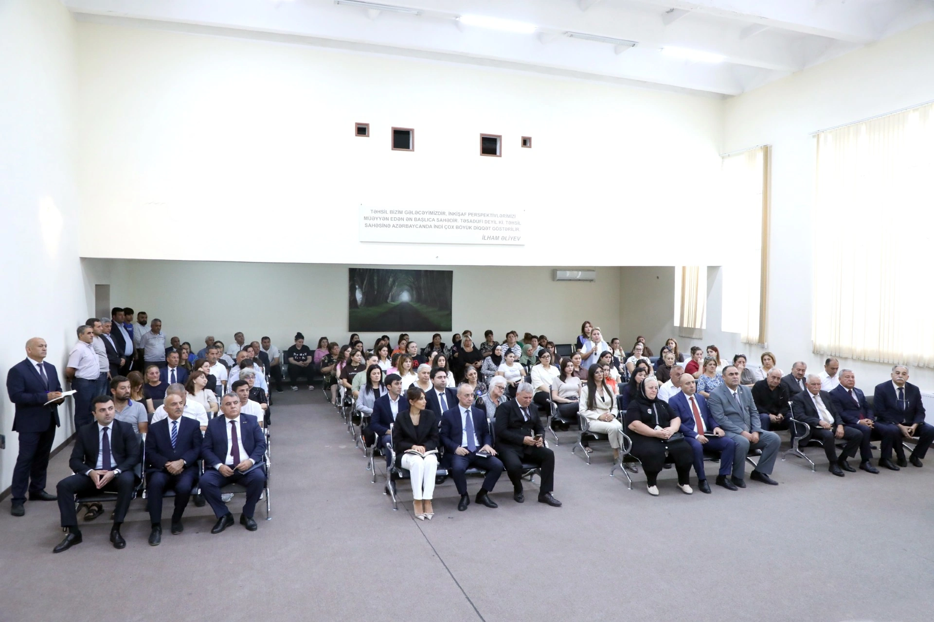 Leyla Əliyeva ÜST-ün Avropa üzrə Regional Ofisinin xüsusi nümayəndəsi ilə görüşüb