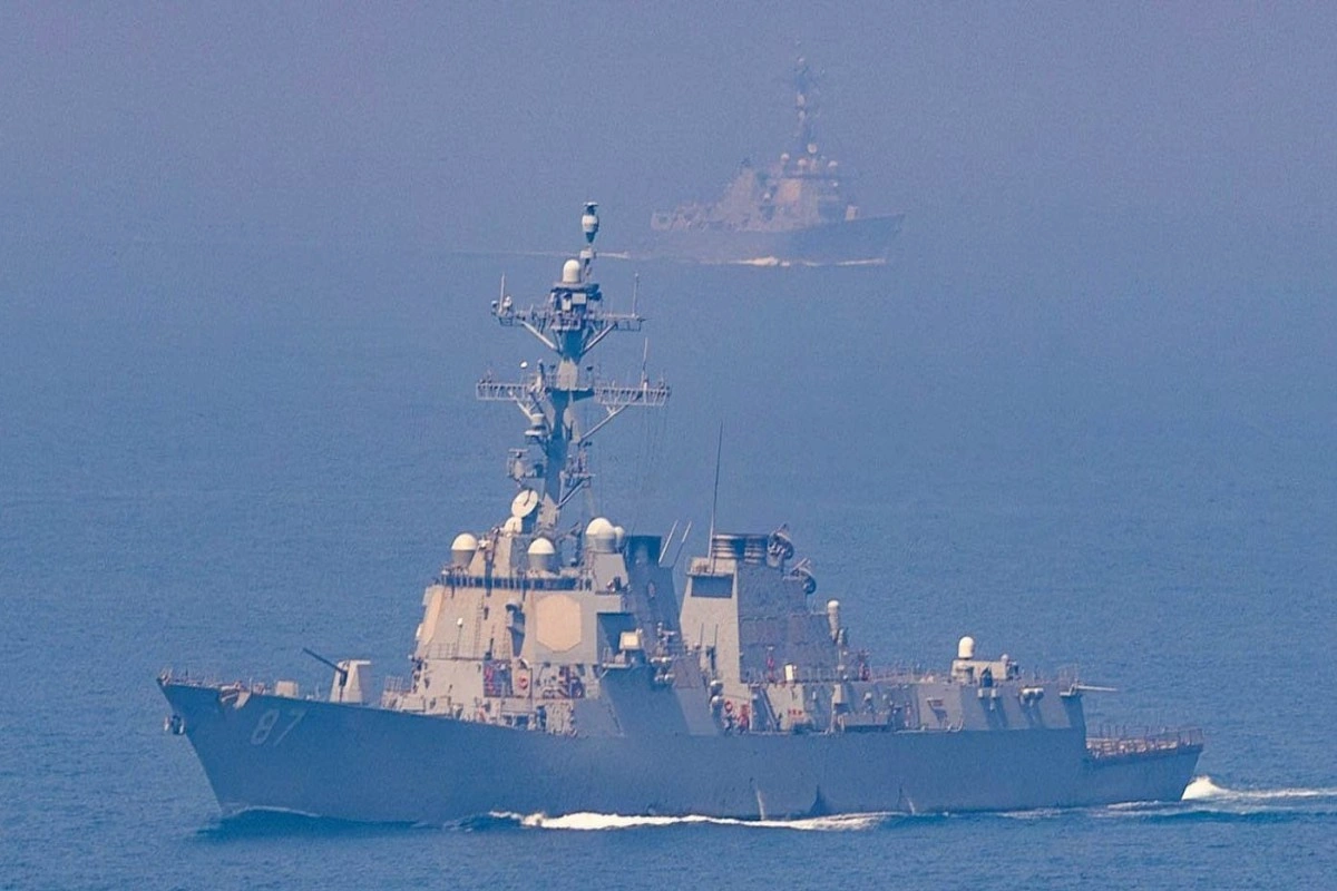 CENTCOM İranın Oman dənizində ABŞ hərbi gəmilərinə xəbərdarlıq atəşi açdığını təkzib edir - YENİLƏNİB