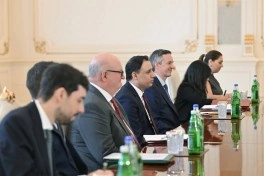 Britaniya səfiri: Azərbaycanla iqtisadi artıma töhfə verən tərəfdaşlığımızı daha da gücləndiririk - FOTO